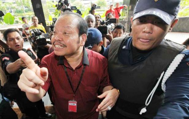 Tuduh Gus Dur Korupsi, Warga NU Tuntut Bhatoegana Minta Maaf